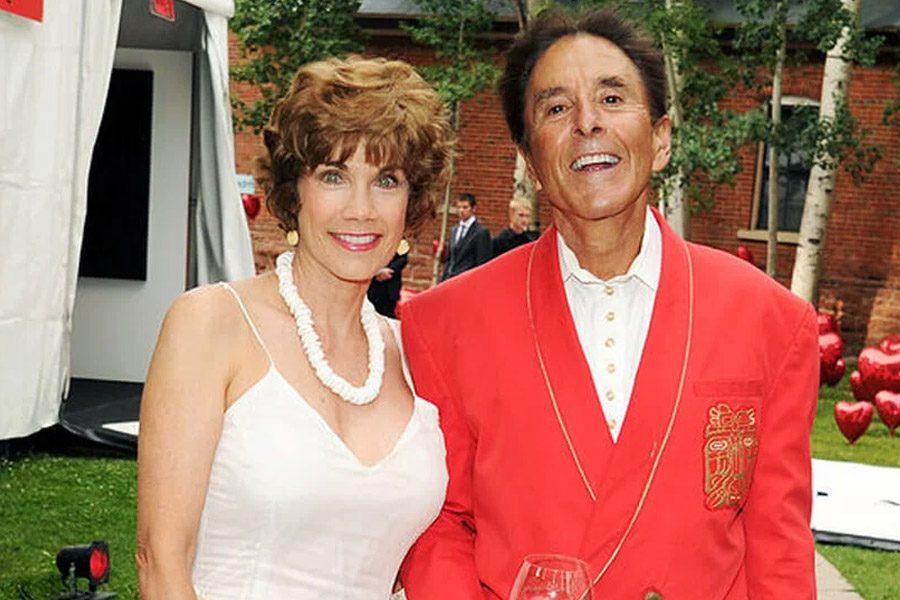 Alexander Benton Gradow