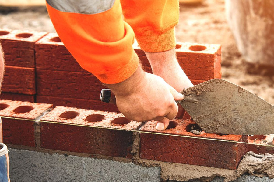 start-smart-laying-the-first-five-bricks-of-a-new-business