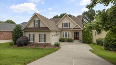 4 Top Tips to Help You Choose the Best Paint Colour for Your Roof Restoration