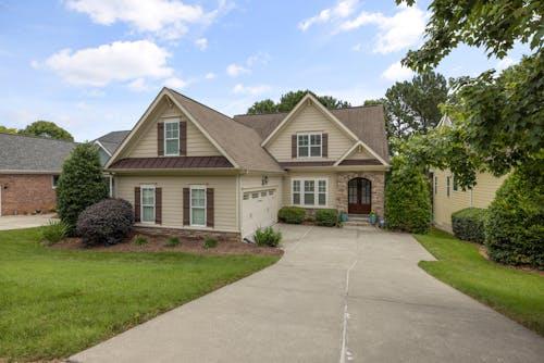 4 Top Tips to Help You Choose the Best Paint Colour for Your Roof Restoration