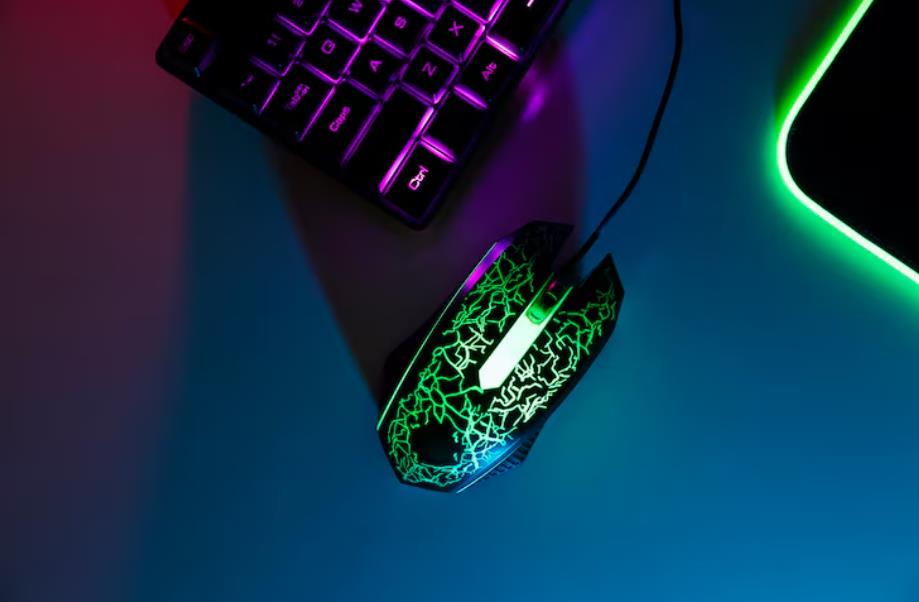Explore the Ultra Lightweight Gaming Experience with Razers Lightest Mouse