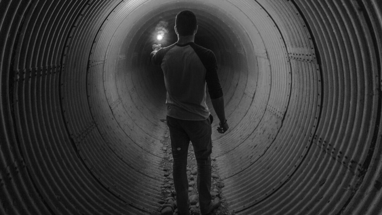 How Trenchless Pipe Repair Minimizes Damage to Your Property