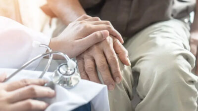 Why More Families Are Choosing At Home End of Life Care