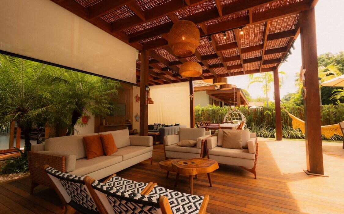How to Create a Comfortable Outdoor Space for Family Gatherings