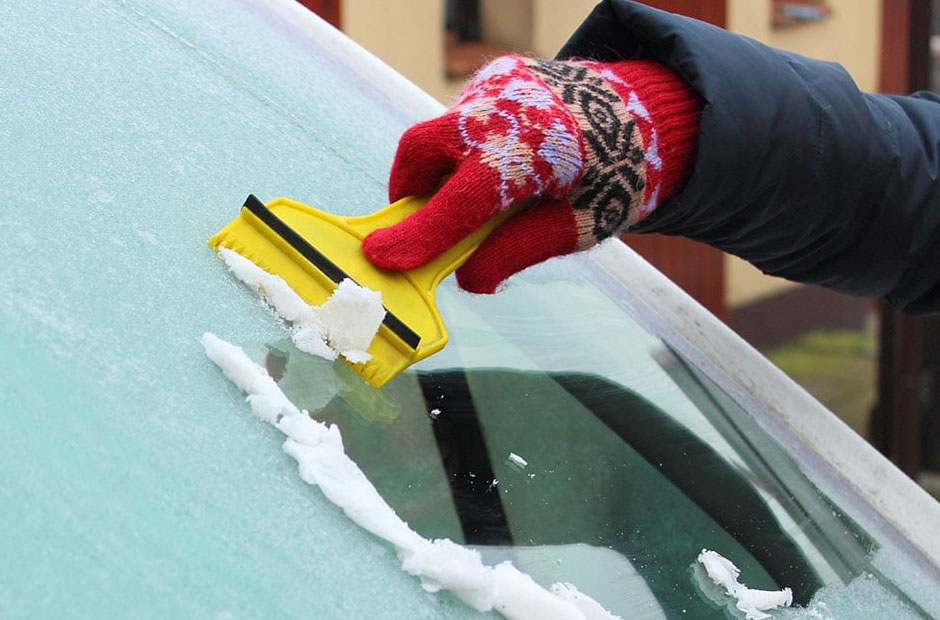 How to Keep Your Windshield Clear in Any Condition