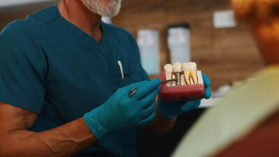 Periodontists