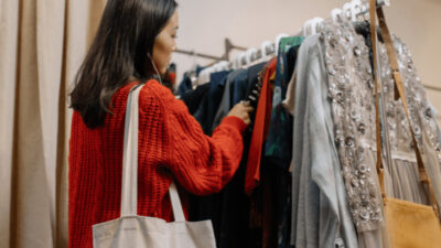 How to Shop for Secondhand Clothing Online A Comprehensive Guide